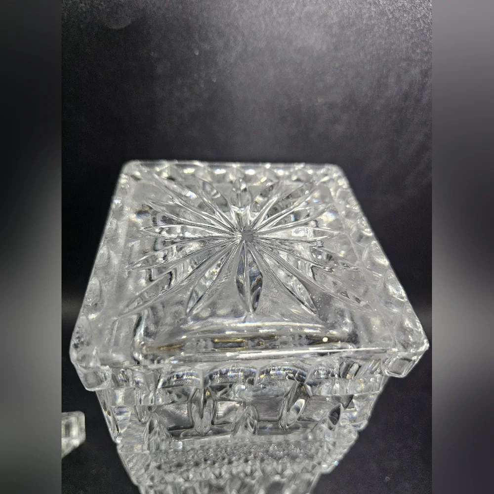 Vintage‎ Crystal Decanter